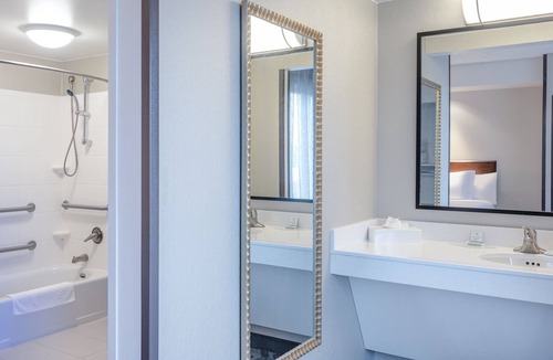 Terre Haute Hotel | SpringHill Suites by Marriott Terre Haute