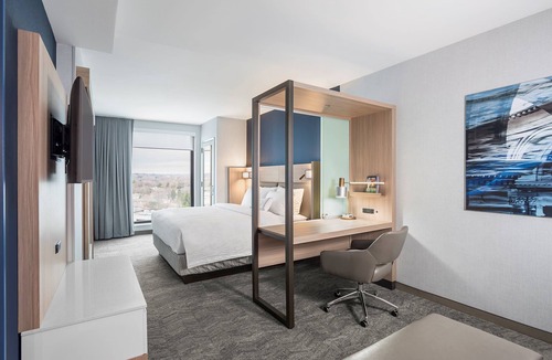 Madison Hotel | SpringHill Suites by Marriott Madison