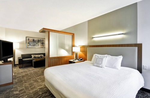 Tallahassee Hotel | SpringHill Suites Tallahassee Central