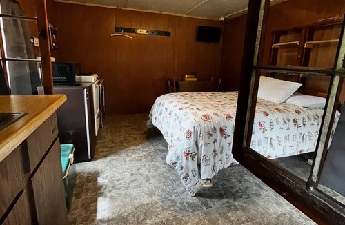 Wetmore House | Spruce at Hiawatha Cabins