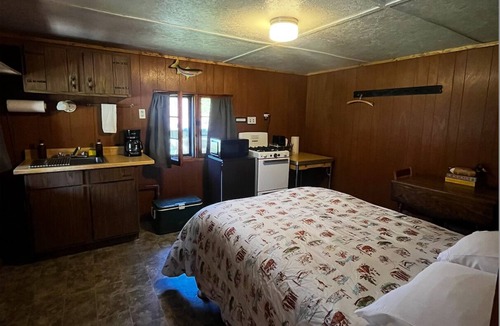 Wetmore House | Spruce at Hiawatha Cabins