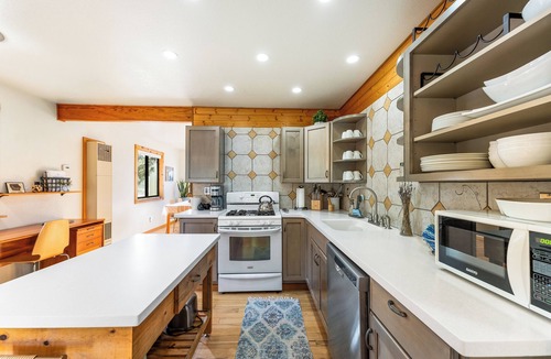 Florissant Cabin | Star Gazer’s Sanctuary