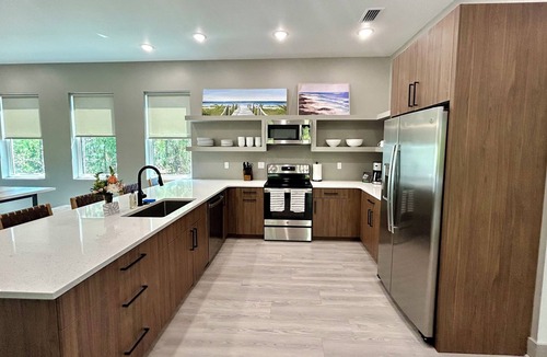 Carrabelle House | Starry Night: 3,800 sqft, 1-min to Beach! - Resort Pool, Dog Friendly!