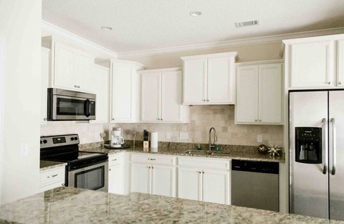 Saint Simons Island Villa | Stay central, Enjoy Golf Views, Perfect 4 Families