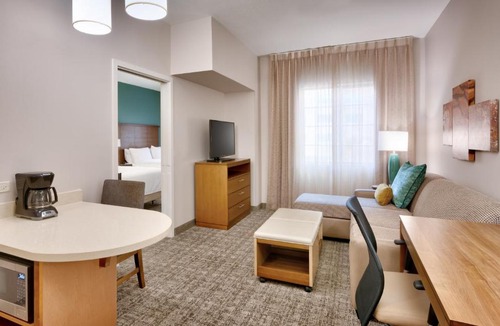 Gainesville Hotel | Staybridge Suites - Gainesville I-75 by IHG