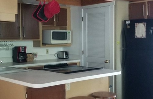 Steinhatchee Resort | Steinhatchee Landing Resort -Cross Creek #2-Dog Friendly *THIRD NIGHT FREE*
