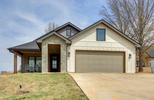 Afton House | Steps From the Water! Grand Lake Getaway w/Patio