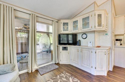 Salt Springs House | Steps to Lake Kerr: Home w/Pool & Hot Tub Access!