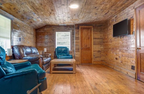 McCalla Cabin | Stone Cottage Convenient to UA, Hoover Met, Golf