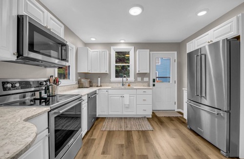 Port Austin House | StoneHaven on Lake Street — Port Austin