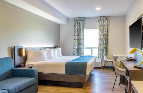 Hornepayne Hotel | Studio 6 Hornepayne, ON