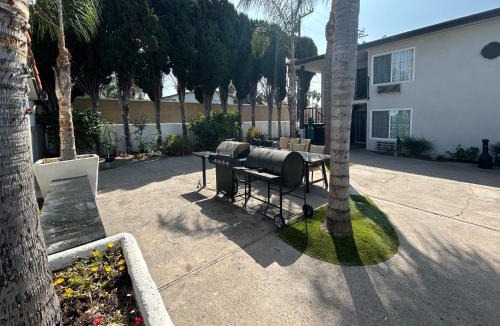 Northwest Anaheim Hotel | Studio 6 Suites Buena Park CA Anahiem Near Maingate Knotts