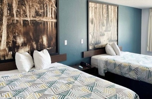 Opelousas Hotel | Studio 6 Suites Opelousas, LA