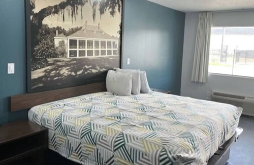 Opelousas Hotel | Studio 6 Suites Opelousas, LA