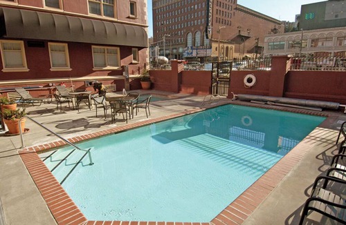 Downtown Seattle Resort | Studio Hotel at WorldMark The Camlin - World Cup Timeshare