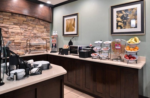 Wichita Falls Apartment | Studio Suite in Wichita Falls | Free Breakfast + Fitness Center Access!
