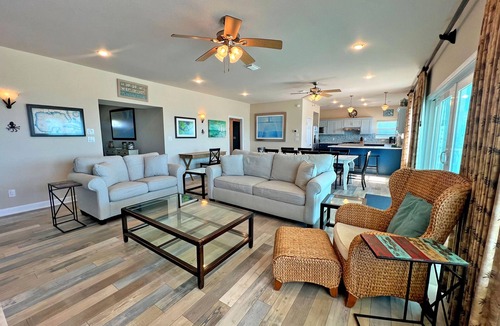 Villa Segunda House | Stunning 5 Bed/3 Bath Gulf Front Pet Friendly Home! Book The Sandcastle today