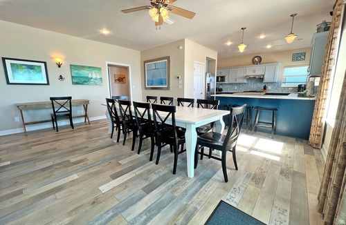Villa Segunda House | Stunning 5 Bed/3 Bath Gulf Front Pet Friendly Home! Book The Sandcastle today