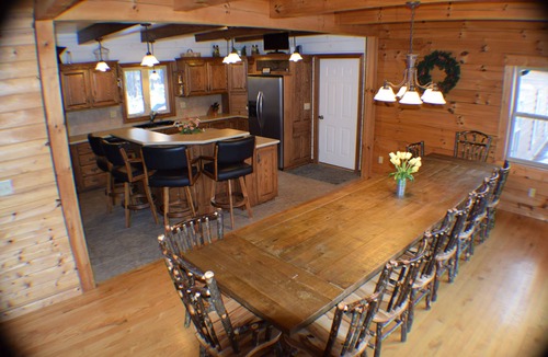 Homerville Cabin | Stunning Log Cabin on 65 Acres with a new swimming pool