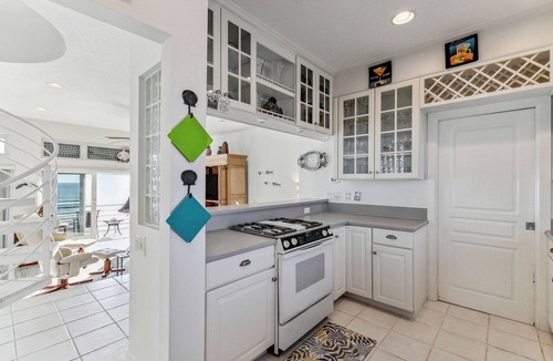 Vilano Beach Boat Rental | Stunning Oceanfront Escape with Private Beach Access in St. Augustine