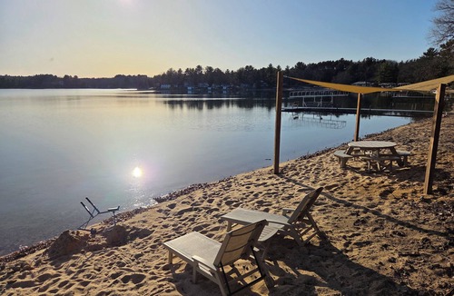 Coloma House | Sugar Sand Beach House 8bd/7 bath/Sleeps30/Jetski