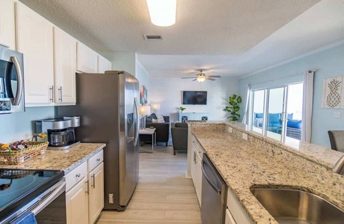 Pensacola Beach Condo | ☆ SUMMER RENTAL ☆ South Harbour 2BR ~ Across from Boarwalk ~ Panoramic View
