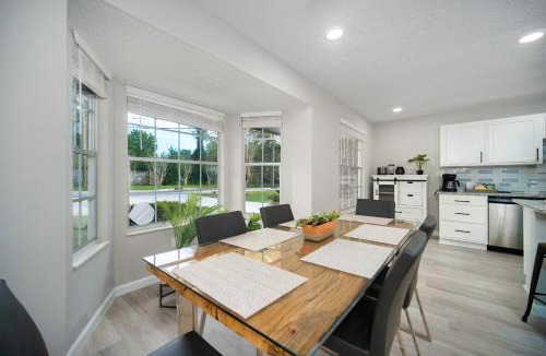 Del Rio House | Summer Spot! Luxe Poolside Escape in Julington Creek