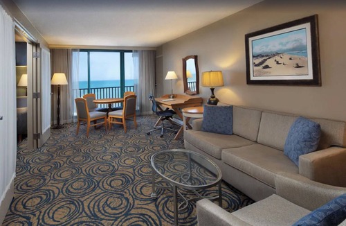 Brush - Stewarts Hotel | Sun, Sand, and Surf! 2 Relaxing Units, Beach Access w/Swimming Pools & Hot Tub!