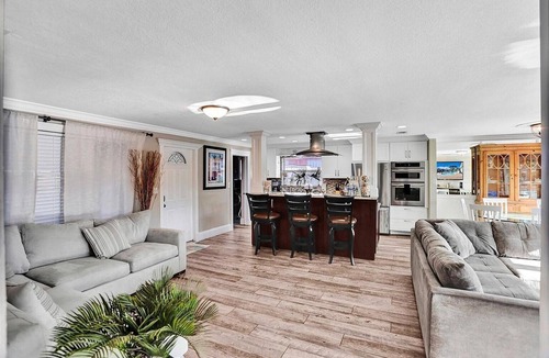 Garden Isles House | Sun-Soaked Retreat with Pool in Pompano Beach
