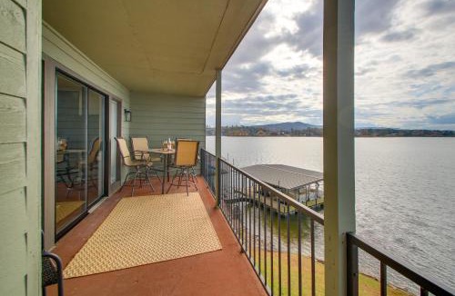 Lake Hamilton House | Sunset-View Resort Condo on Lake Hamilton!