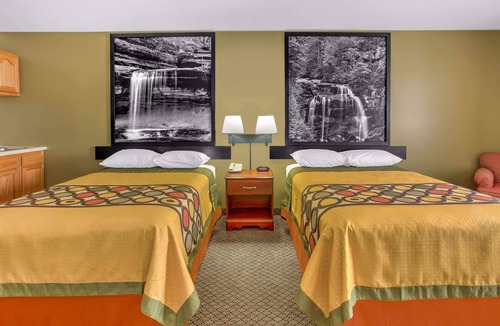 Galva Hotel | Super 8 by Wyndham Galva