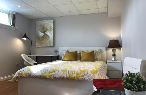 Emery House | Super Cosy Peaceful room with Garden view free Parking