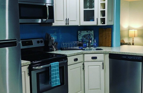 Aquarius Oceanfront House | Super Cute Beach Home *Recommended* Casa Azalea
