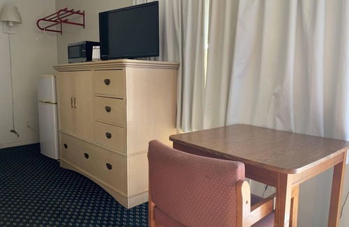 Ottawa Hotel | Surrey Motel