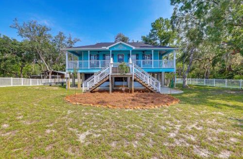 Fanning Springs House | Suwannee River Retreat: Dock & Screened Porch!
