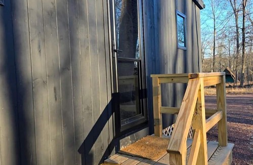 Quakertown Cabin | Sycamore: Serene Studio Pod Tiny Home in 300-Acre Woodland near Quakertown Pennsylvania