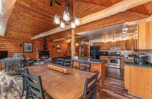 Phelps House | TB-19 Thunder Bay Resort Cabin 19