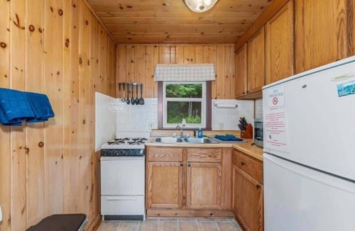 Phelps Cabin | TB5 Thunder Bay Resort Cabin#5