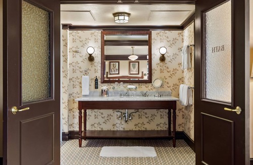 Pioneer Square Hotel | The Arctic Club Seattle