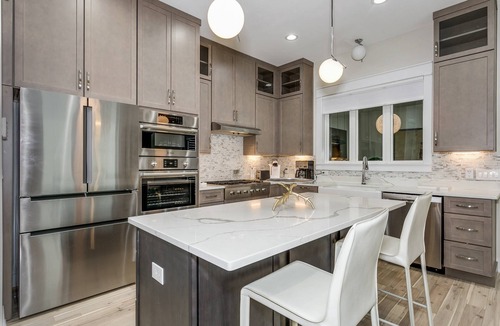 Downtown House | "The Belmont" - Upscale Luxury Downtown Living - One Block Off Palafox