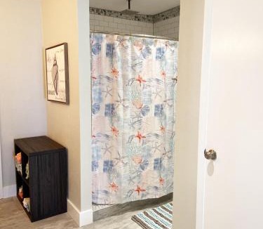 Van Valzah House | The Blue Anchor Cottage