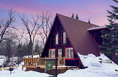 Bessemer Ski Chalet | THE CAMPFIRE LODGE @ BIG POWDERHORN MTN WITH HOT TUB