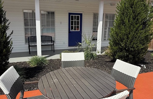 Moultrie Villa | The Charming Villa B, pool, lake view