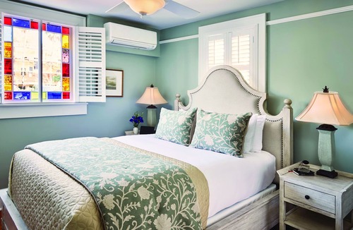 Old Town Hotel | The Collector Inn - Adults Only