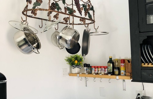Cocoa Cottage | The Cozy Cottage at Cocoa Village-Private Oasis