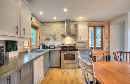 St-Adolphe-d'Howard Ski Chalet | The Gatherer – Chalet | Rental 32 days or more