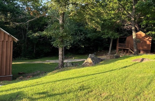 Mountain View Cabin | The Hilltop Cabins - Farmhouse