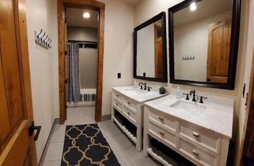 Harbor Village House | The Mine at Bear Lake