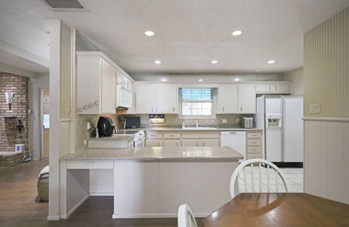 Lubbock House | The Oasis in West Texas. Relax, unwind and enjoy our West Texas Oasis