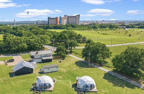 Thackerville Apartment | The Retreat with Winstar Pool Experience